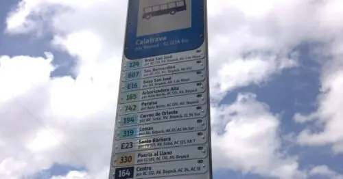 PARADERO SITP BARRIO CALATRAVA  166A03